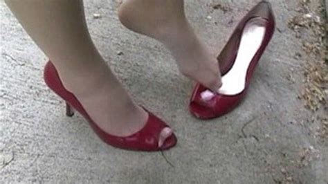 pedal pump walk red peep toe heels shoeplayer kelly and friends