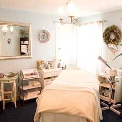 blue water spa    reviews day spas   main st