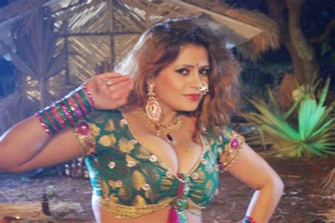 Pictures Bhojpuri Sexy Actress