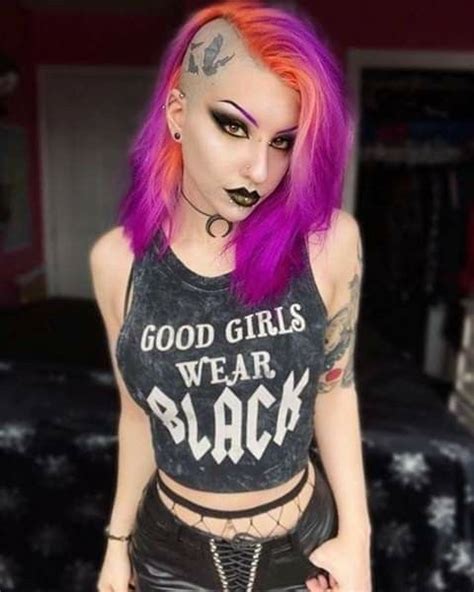 gothic girls punk rock girls punk girl hair chica punk heavy metal