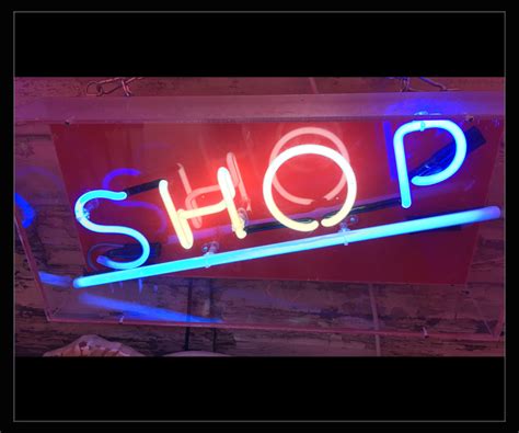Neon Hire Sign