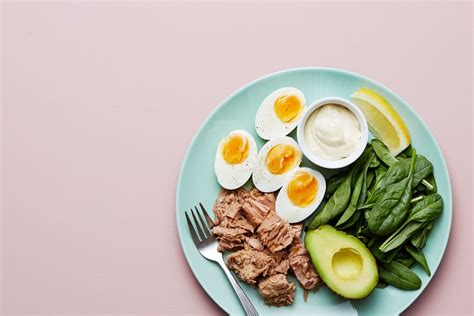 desayunos fitness con atún altos en proteínas y perfectos para bajar