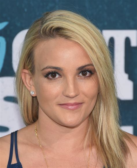the ‘zoey 101 cast reunited and jamie lynn spears response just fueled