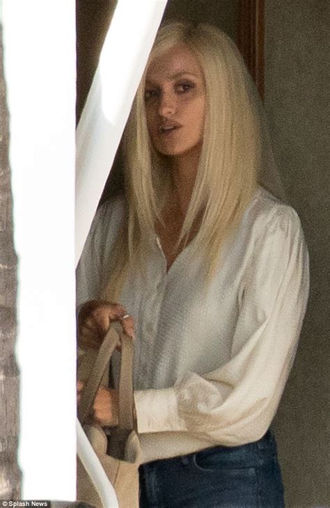 Penelope Cruz Transforms Into Donatella Versace For Biopic