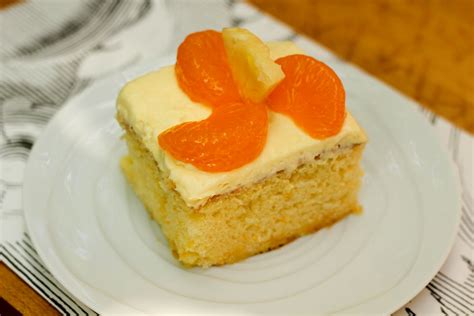 mandarin orange cake aka pea pickin cake  skinny chick  bake