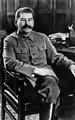 Bilderesultat for Stalin, Josef. Størrelse: 150 x 240. Kilde: www.britannica.com