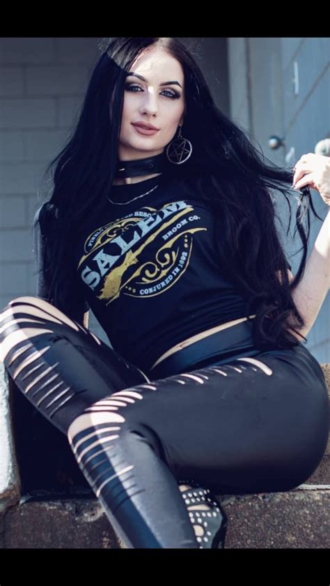 Carlos Aba In 2020 Hot Goth Girls Black Metal Girl Gothic Fashion