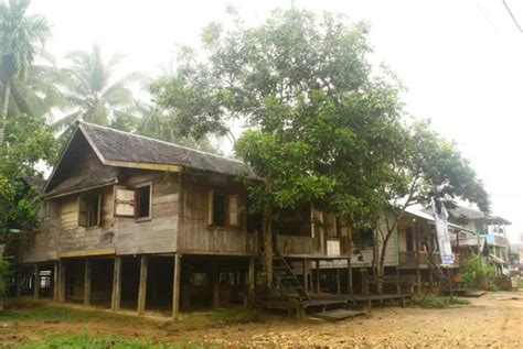 Rumah adat Suku Berau, Kalimantan, rumah adat kalimantan timur beserta penjelasannya