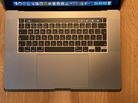 apple macbook pro  review design power  brilliant keyboard updated   deals