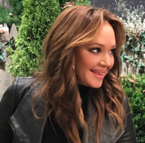 leah remini posted this instagram from the set of kevin can wait and people feel kind of awkward