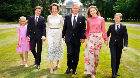 combien coute la famille royale aux belges