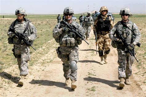 afghan soldiers intrude  nwa pakistan defence news blog