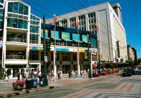 seattles top  stores shopping centers