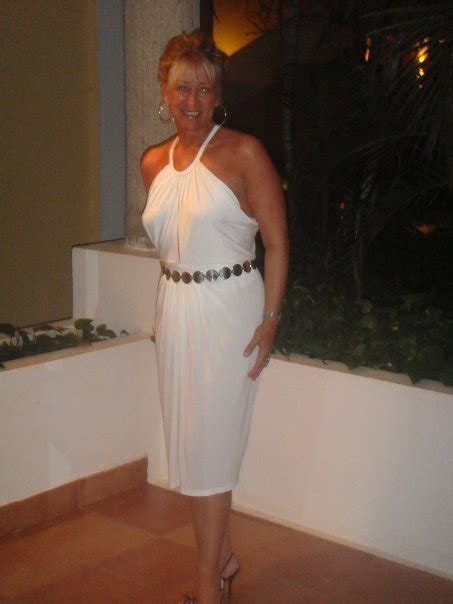 Allie2562 55 From Southampton Is A Local Granny Looking