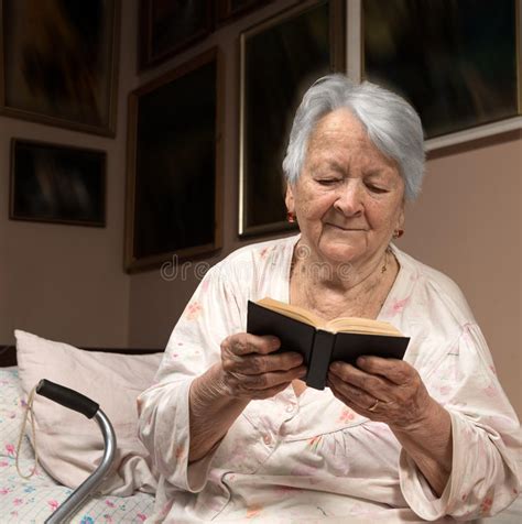 Old Woman And Bible Stock Image Image Of Brown Complexion