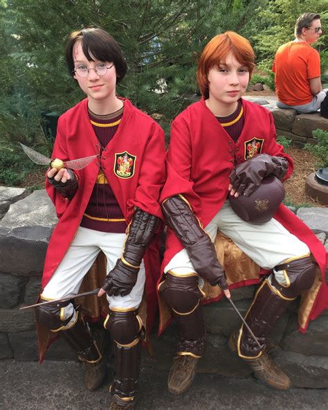 35 Creative Costumes For Harry Potter Superfans Harry
