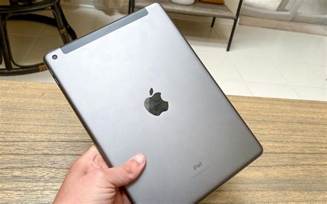 Apple Ipad 2020 Review 10 2 Inch Toms Guide