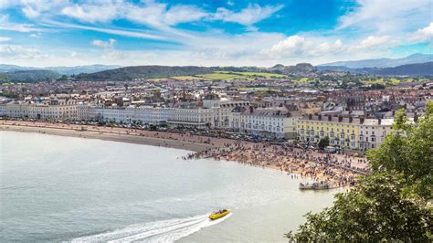 llandudno tours      cancellation getyourguide