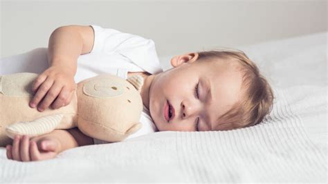 søvn barn ny forskning viser at når barna er seks måneder gamle bør
