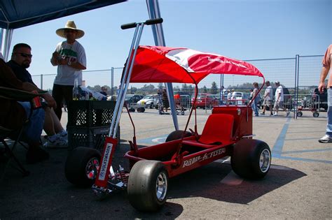 V Ling La Pomona Swap Meet