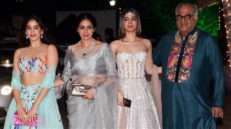 sridevi with hot daughters jhanvi and khushi kapoor at shilpa shetty s diwali party youtube
