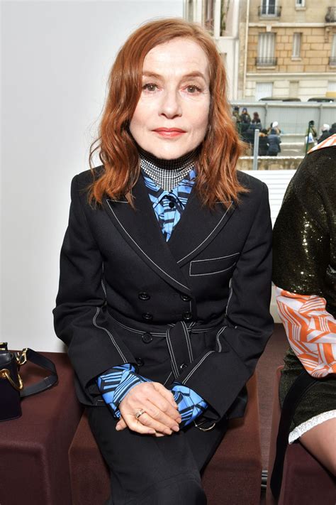 isabelle huppert chloe show fw18 in paris