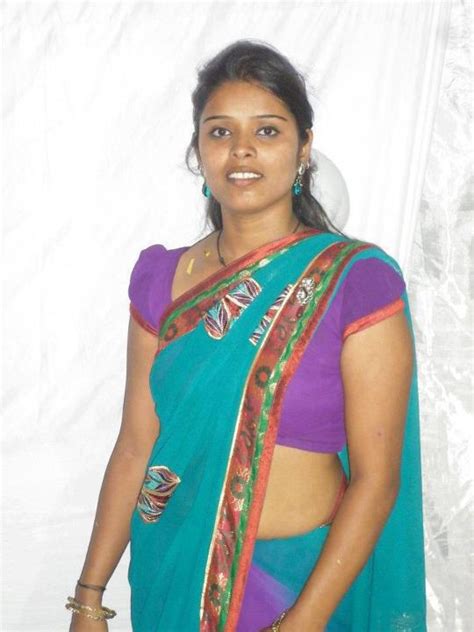 housewife photo spicy desi housewife of real life in saree and cleavage photo