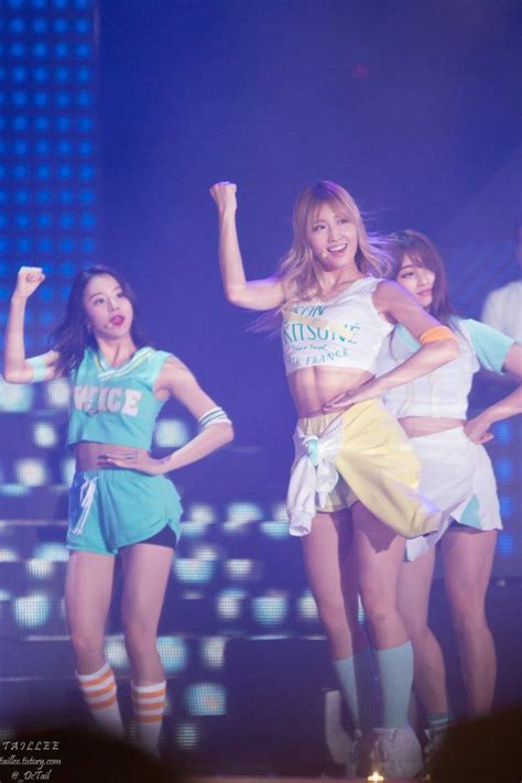 Twice S New Fashion At Jyp Nation 2016 Has Fans Eyes