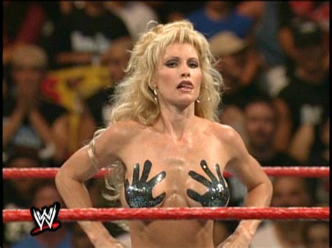 15 Hottest Ever Wwe Raw Moments Wwe Divas And World Gossips