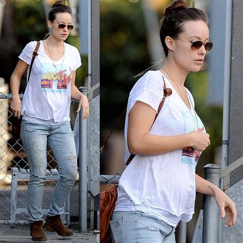 pregnant celebrities maternity wear of choice jeans