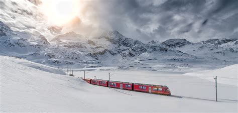 snow train   winter  worlds  routes