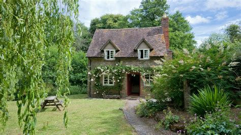 exterior   mill cottage brockhampton herefordshire english cottage interiors english