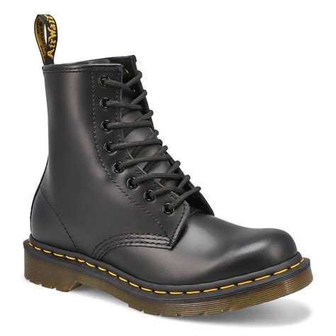 dr martens ladies   eye smooth boot wh softmoccom