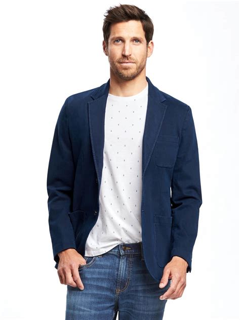 liste tendances  idees blue blazer  white  shirt  fitosticcom sport mode