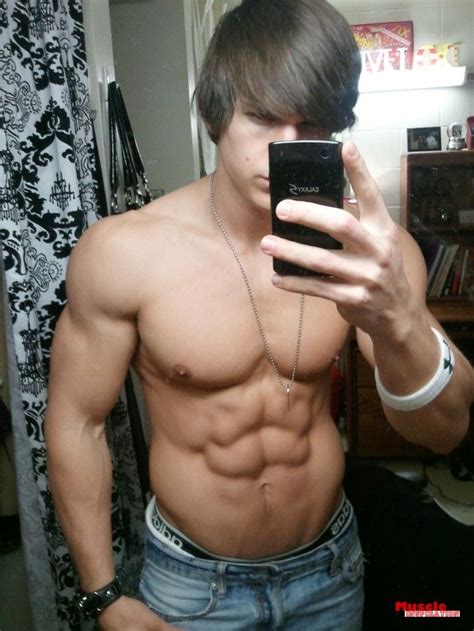 Guys With Abs Relaxed Abs Pecs Muscle Inspiration Muscular Fit