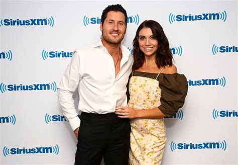 dwts jenna johnson and val chmerkovskiy reveal son s name a month