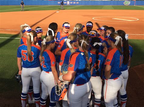 florida gator softball team  ranked    preseason polls