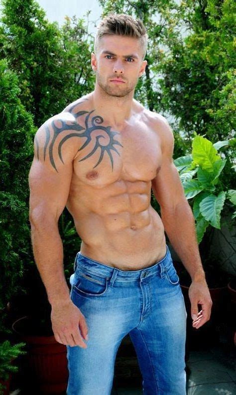bartosz leoniewski a muscle guy pinterest hombres hombres atractivos and tatuajes