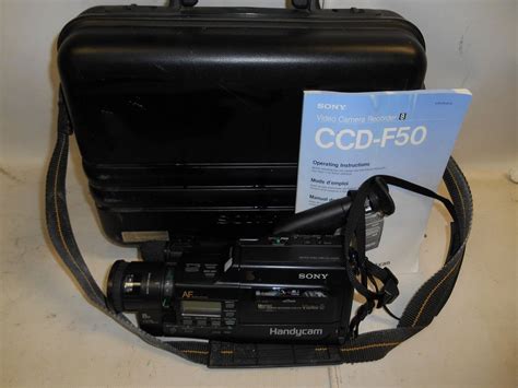 vintage sony handycam video8 ccd f50 video camera bundle hard case