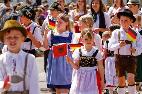 tirolerfest celebra a cultura austríaca em treze tílias tirolerfest