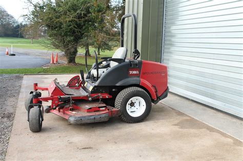 toro groundsmaster   turn mower  sale fineturf