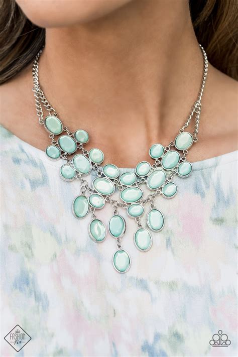 paparazzi necklace fashion fix   serene gleam blue