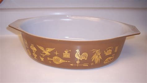 vintage pyrex large oval casserole dish early american pattern 2 1 2