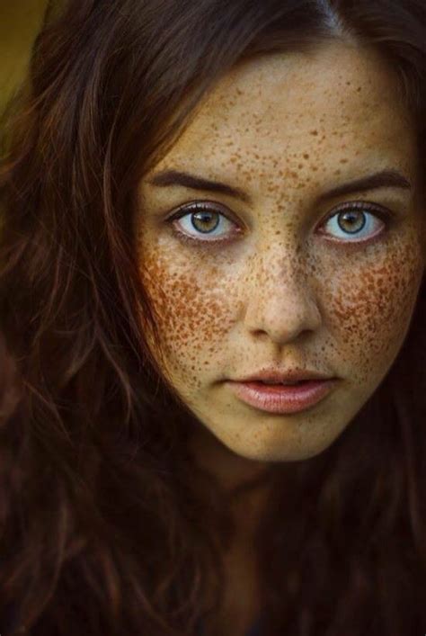 there is just something about a girl with freckles thechive