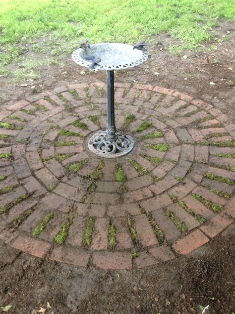 pin von carlos javier auf small circular brick patio garten pflaster