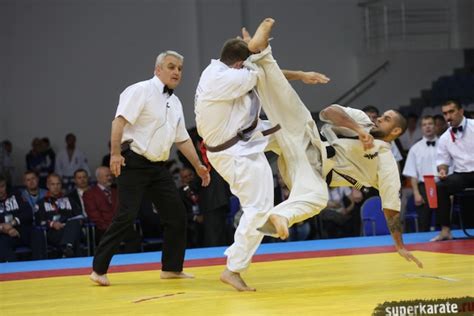 escuela de karate para todas las edades dojo sabadell academias