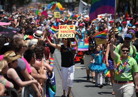 News Pix San Francisco Celebrates Gay Pride And Everyone Struggles