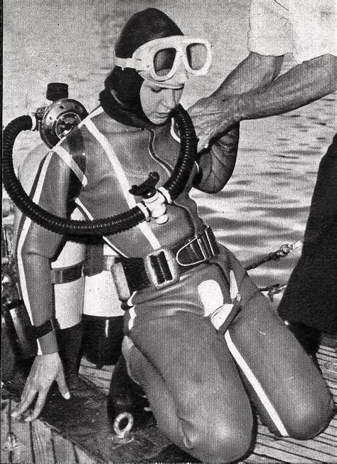 Pin By Tauch Lover On Vintage Diving 3 Scuba Girl
