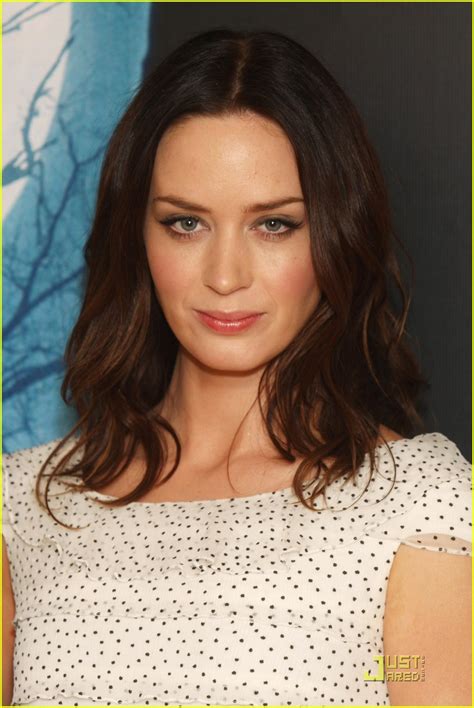 Emily Blunt Is Howling Hot Photo 2412338 Emily Blunt Pictures Just