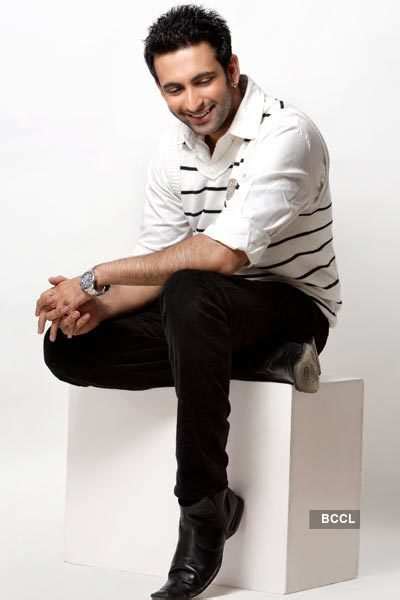 Nandish Sandhu The Times Of India Photogallery Page 4